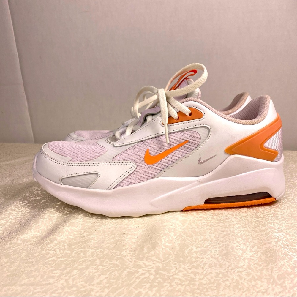 Nike Air Athletic Sneakers Boys Size 7Y Women’s Size 8.5 White Peach CW1626-501